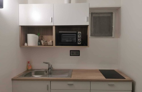 Govone House | "RABBIT HOUSE" STUDIO APARTMENT WITH POOL