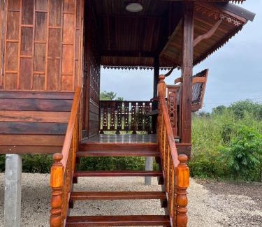 K. Wang Sombun House | Rachatadapa Village