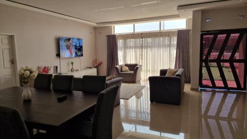 Harare East House | Rachel`s Guest House - Harare