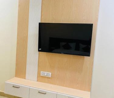Etawah Hotel | Radiant Pearl