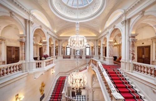 London City Centre Hotel | Raffles London at The OWO