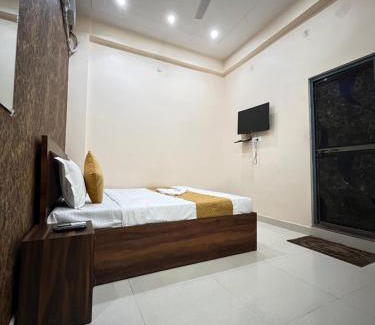Ayodhya House | Raghukul Palace- A Luxurious Stay Near Ram Mandir