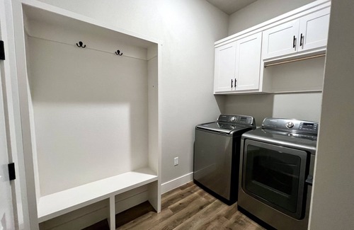 Lubbock House | Raider Red Casa - Family-friendly neighborhood with an entertainers backyard!