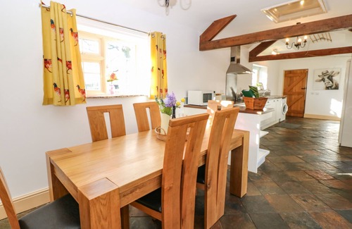 Soulby Cottage | RAINBOW COTTAGE, pet friendly, with a garden in Kirkby Stephen