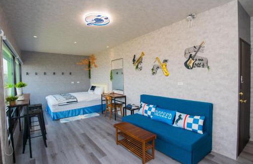 Shigang District House | Rainbow Hill House彩虹山舍