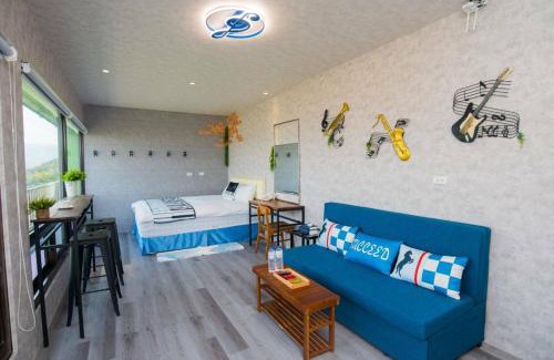 Shigang District House | Rainbow Hill House彩虹山舍