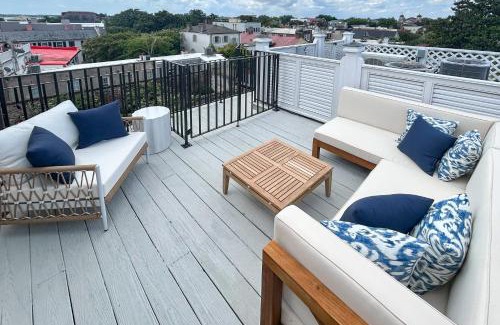 South of Broad Apartment | Rainbow Row Pied-A-Terre