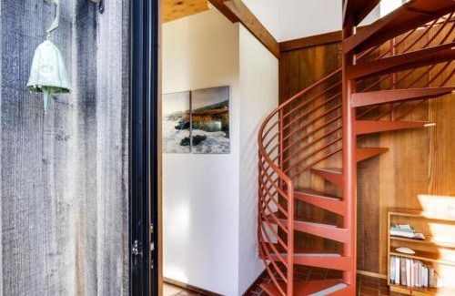 Sea Ranch House | Rainbow's End