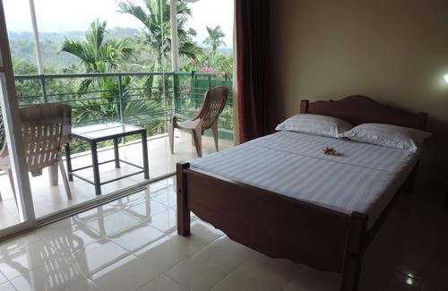 Kotapola Hotel | Rainforest Lodge