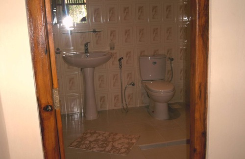 Kotapola Hotel | Rainforest Lodge