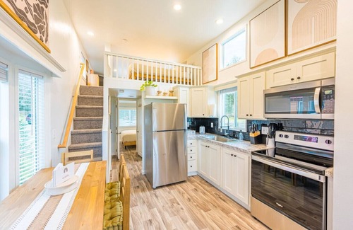 Forks House | Rainforest Tiny Home Retreat #27