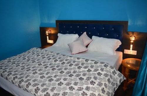 Khajuraho Bed & Breakfast | Rajesh Bed & Breakfast