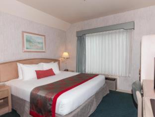 West Park Community Hotel | Ramada by Wyndham Bakersfield
