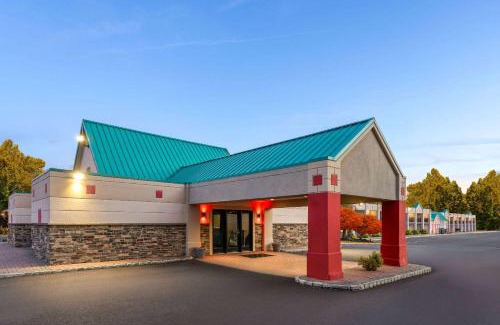 Parsippany Hotel | Ramada by Wyndham Parsippany