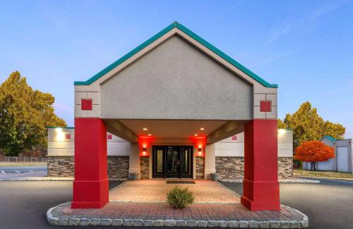 Parsippany Hotel | Ramada by Wyndham Parsippany