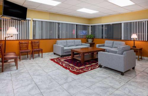 Rome Hotel | Ramada by Wyndham Rome - Verona