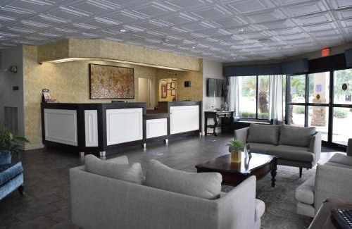 Fleming Hotel | Ramada by Wyndham Savannah Gateway