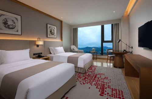 Cangnan County Hotel | Ramada Plaza Wyndham Wenzhou Cangnan