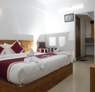 Uttamapalaiyam Resort | Ramakkalmedu Holiday INN