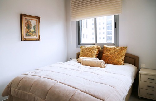 Ramat Gan Apartment | Ramat Gan Luxury Condo with Gym by FeelHome