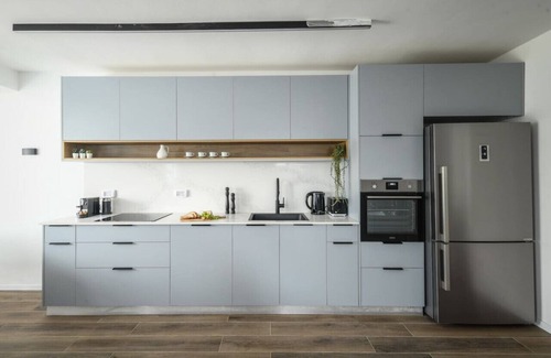 Ramat Hasharon Apartment | Ramat Hasharon Chic Peaceful Stay