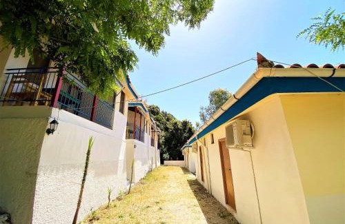 Radhime House | Ramo's Cozy Beachside Haven with Panoramic Views - 2nd
