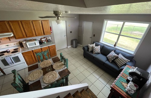 Oakland House | Ranch * Barndominium * Bass Fishing * Country Life * Family Fun * Splashway!