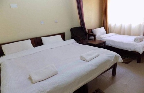 Kiamuturi Cabin | Ranges View Lodge - Single Room with Bath