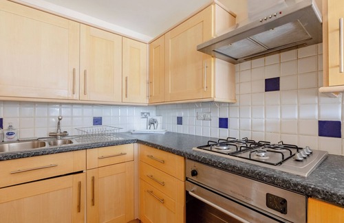 The City of London Apartment | Rare 1BD Flat with Balcony in Chancery Lane