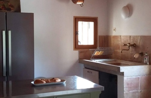 Grand Sud House | RARE, enchanting setting and authentic farmhouse in AIX-EN-PROVENCE