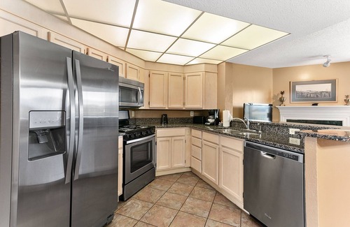 Pigeon Forge Resort | Rare Find! Near The Island in Pigeon Forge, Kitchen, Pool