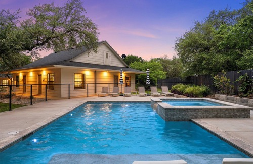 Crawford Apartment | RARE FIND! Private Suite on Country Retreat Covered with Trees PLUS POOL!