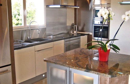 Boisset-et-Gaujac House | RARE: VILLA 5 * 190 M² WITH PRIVATE POOL & PARK OF 1000 M2
