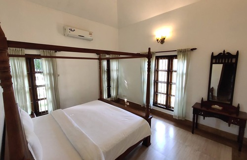 Irinjalakuda Hotel | Rasa Gurukul