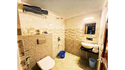 Shri Madhopur Hotel | Rasleela Resort by Mandothiya's - Luxury Swiss Tent Resort