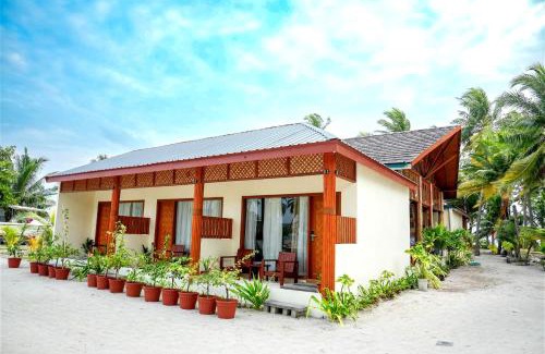 Rakeedhoo Hotel | Rattehi Inn at Rakeedhoo