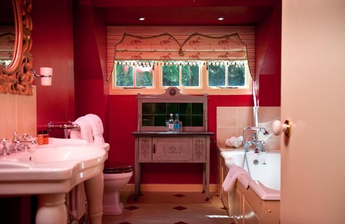 Bury St Edmunds House | Ravenwood Hall Hotel