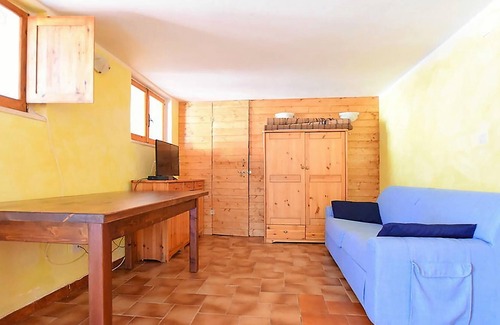 Centro Commerciale Apartment | Reach from this practical apartment, after only a few meters, the sandy beach of Platamona.