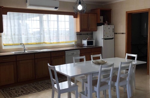 Faja de Baixo House | Recent villa, located in a quiet residential area, 2km from the center