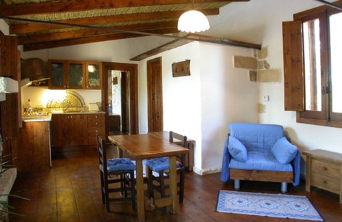 Lizzanello Cottage | recently restored old typical apartment