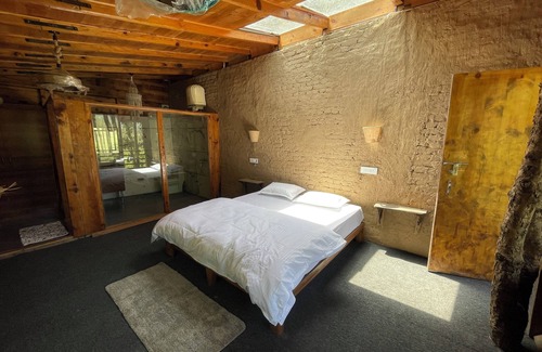 Mukteshwar Cabin | Reconnect with nature, heal your mind, body, and soul.