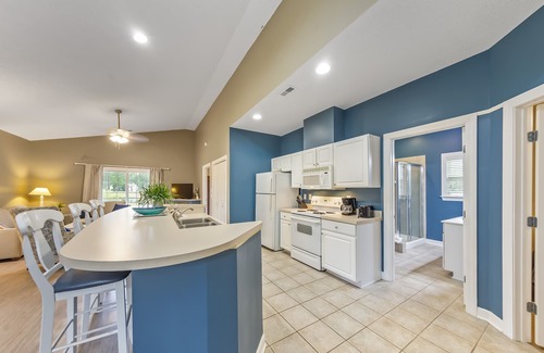 Fairfield Harbour House | Recreation usage included with rental. Just 10 miles to downtown New Bern!
