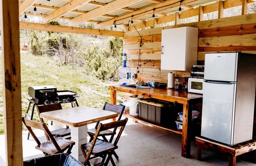 St. Clair RV Rental | Recreational vehicle (RV) ∙ 1 bedroom ∙ 8 guests