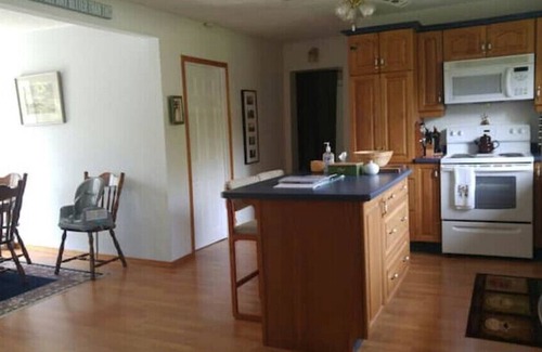 Red Bay House | Red Bay Beach Cottage Rental, ON