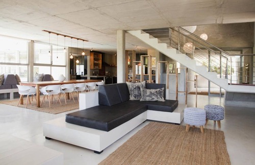 Robberg Beach House | Red Box Villa