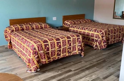 South Daytona Hotel | Red Carpet Inn