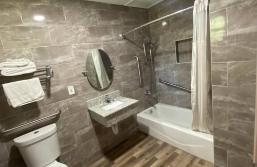 South Daytona Hotel | Red Carpet Inn
