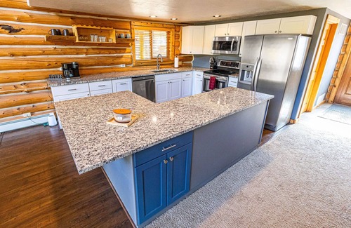 Red Feather Lakes Cabin | Red Feather Lakes Cozy Log Cabin