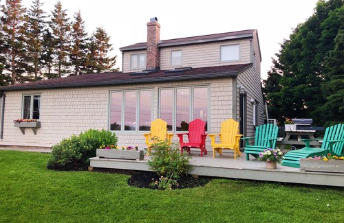 Bayview Cottage | Red Island Getaway