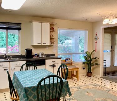 Regional District of Nanaimo House | Red Robe B&B